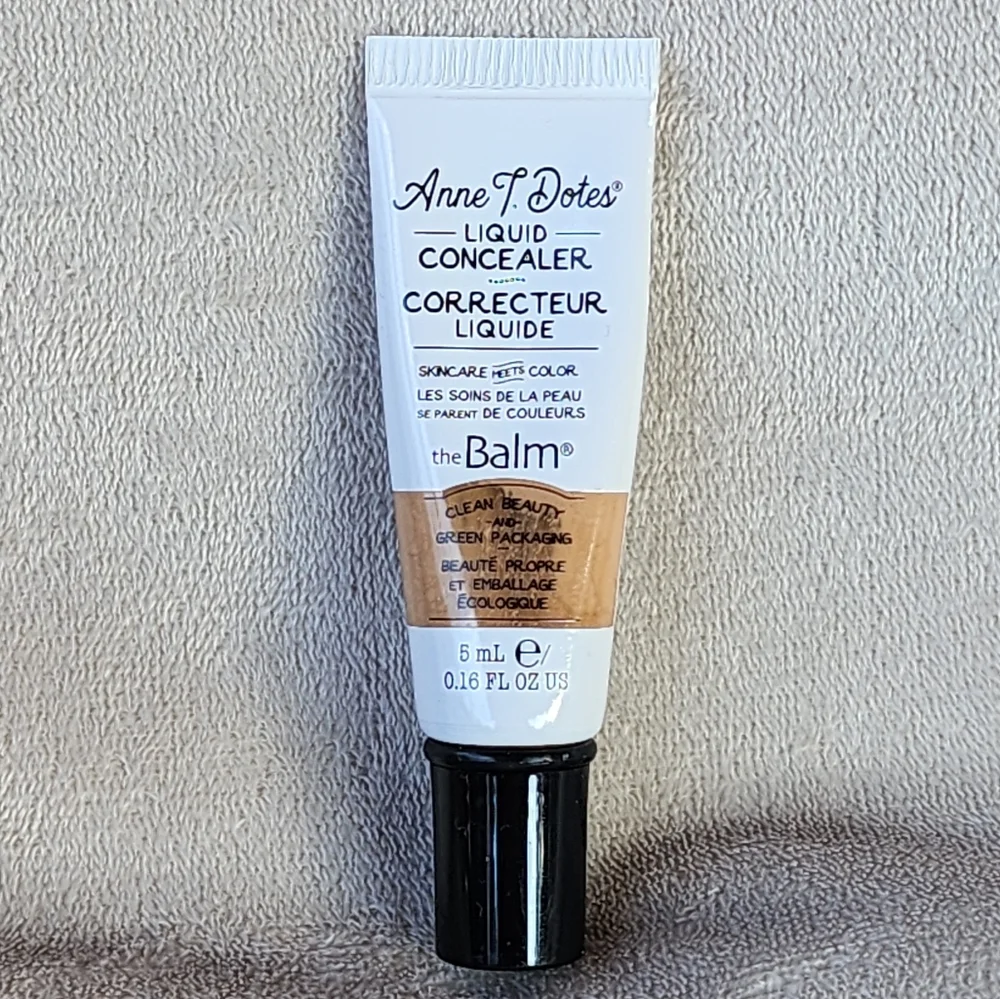 🤩THEBALM COSMETICS Anne T. Dotes Liquid Concealer #26